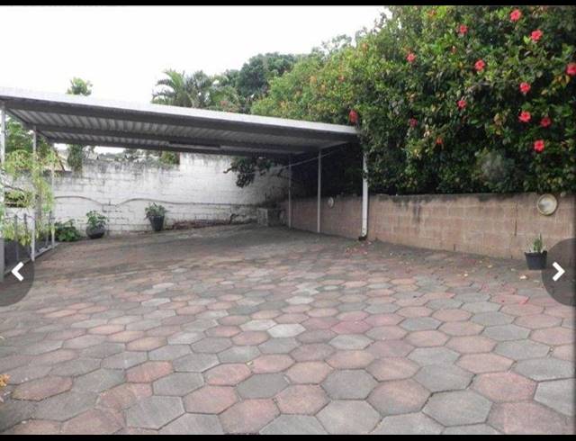 5 BEDROOM HOUSE FOR SALE IN LOTUSVILLE